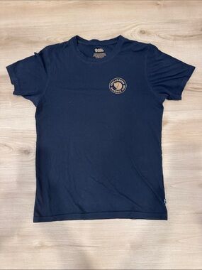 Fjallraven Men's small black Short-Sleeve Logo Tee